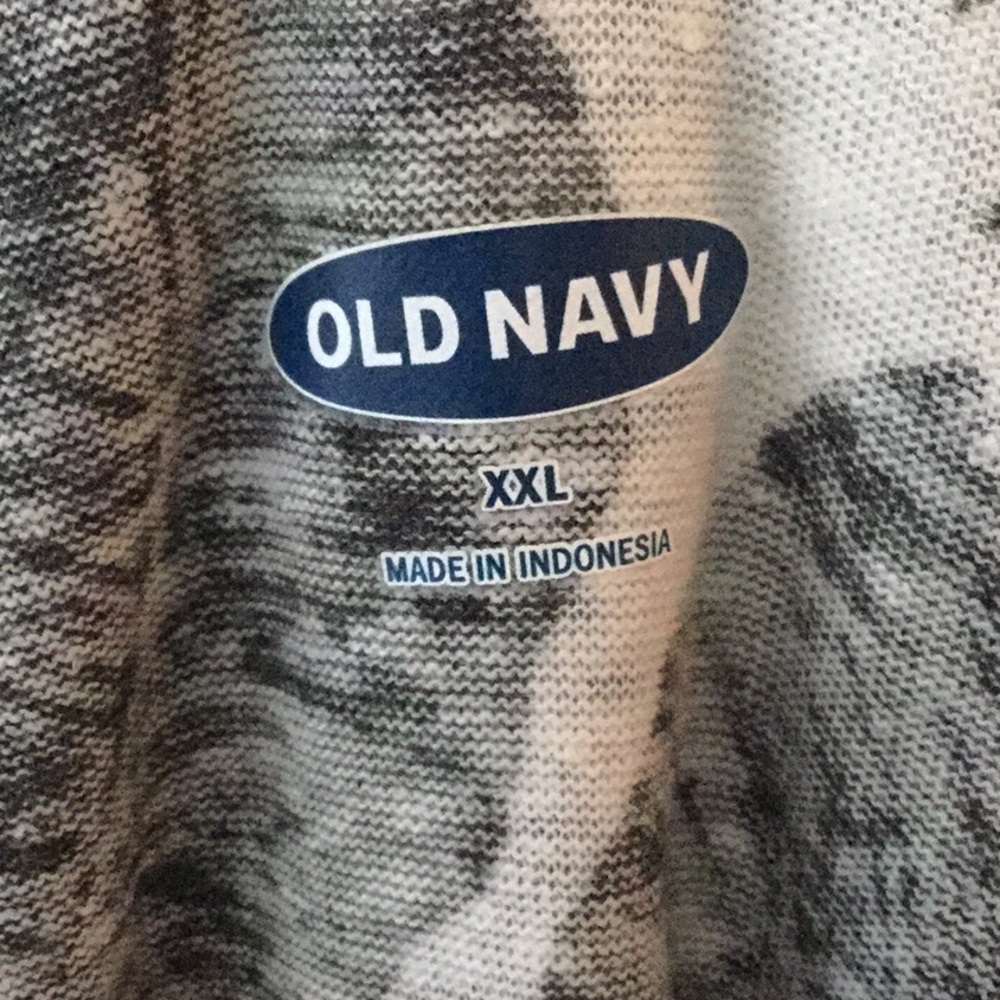 Old Navy Ruffle top - Picture 2 of 3
